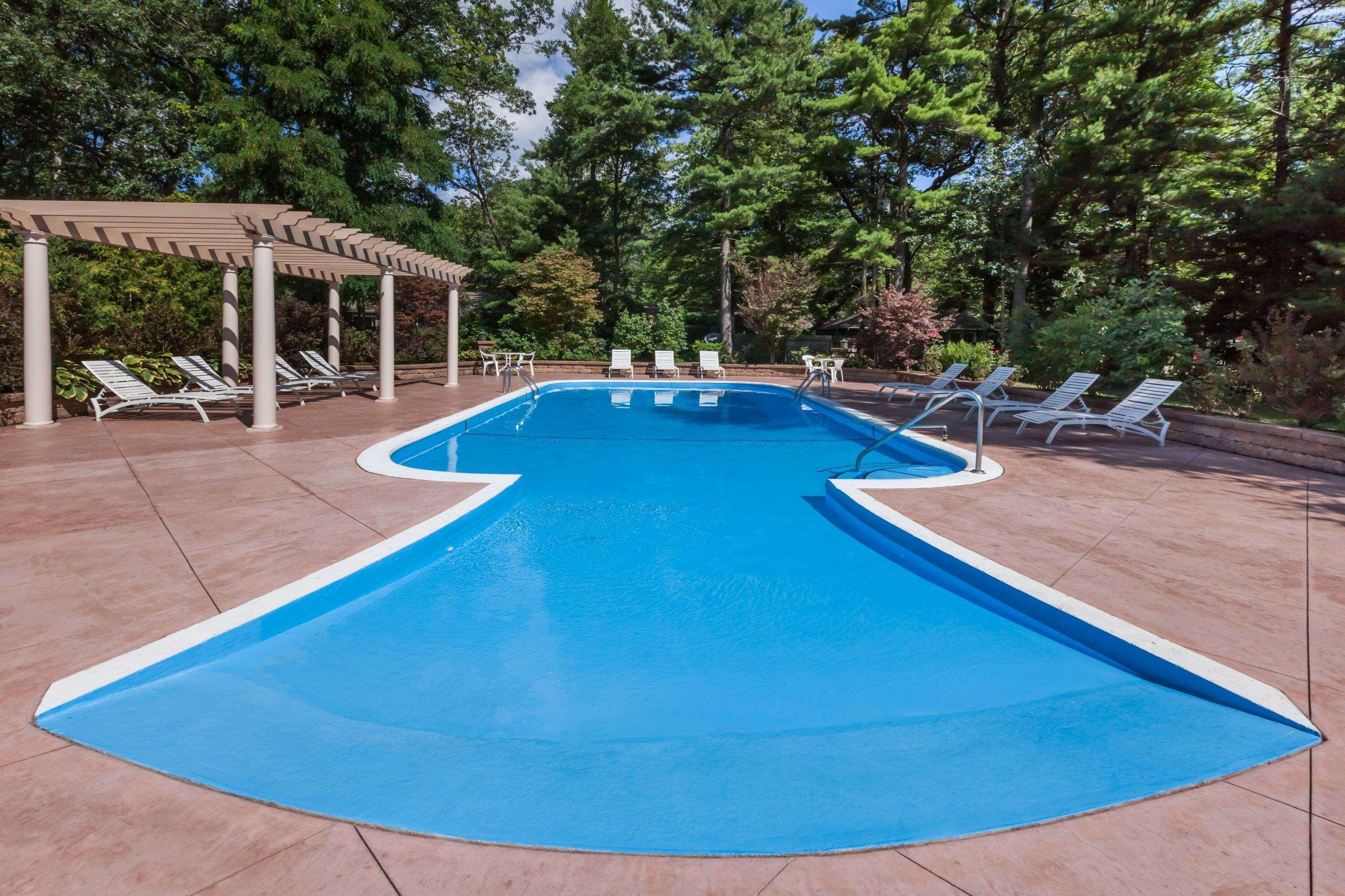 Howard Johnson By Wyndham Traverse City Extérieur photo