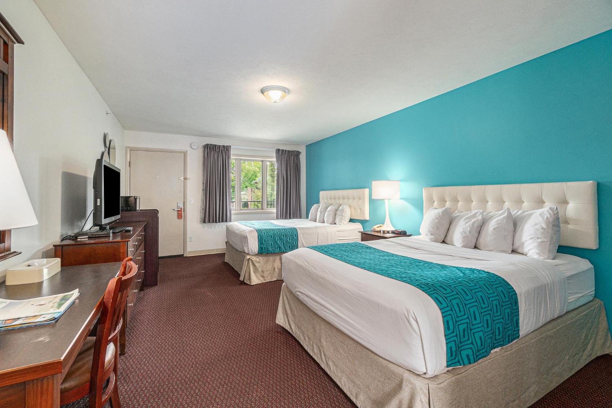 Howard Johnson By Wyndham Traverse City Extérieur photo