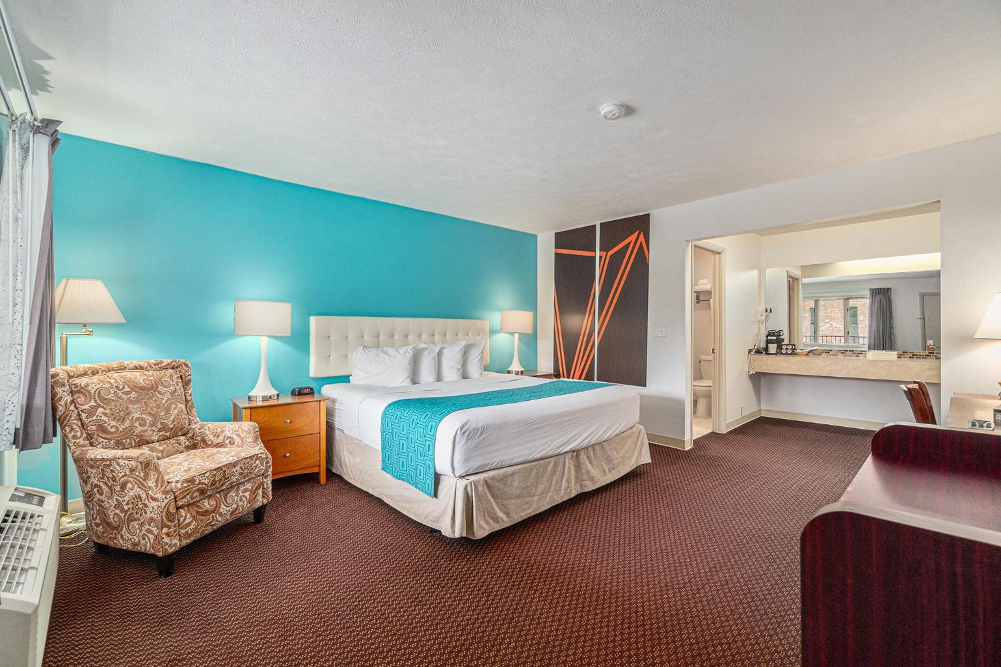 Howard Johnson By Wyndham Traverse City Extérieur photo