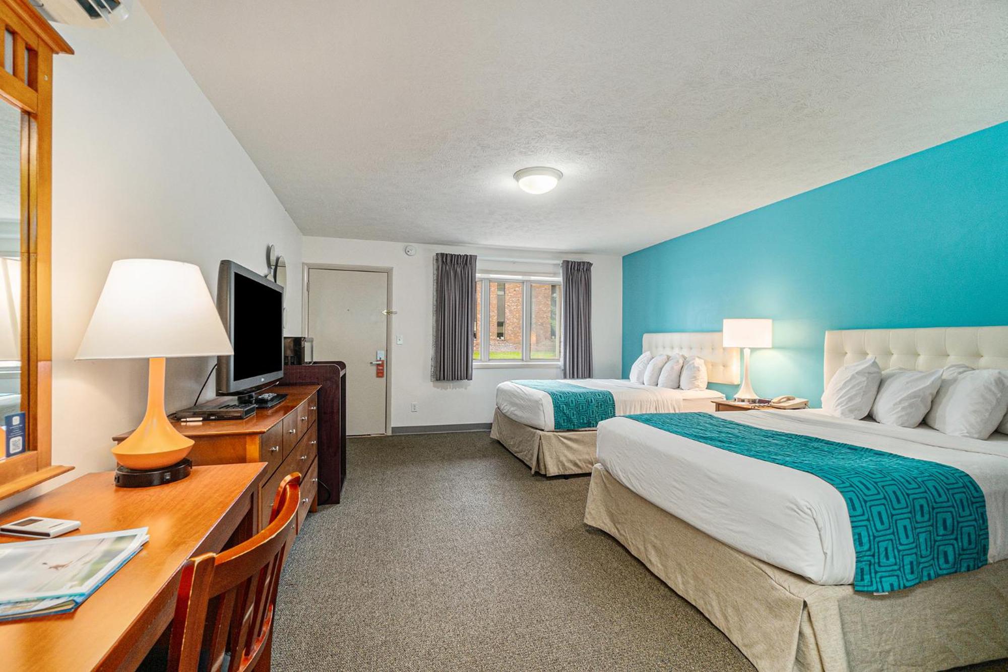 Howard Johnson By Wyndham Traverse City Extérieur photo